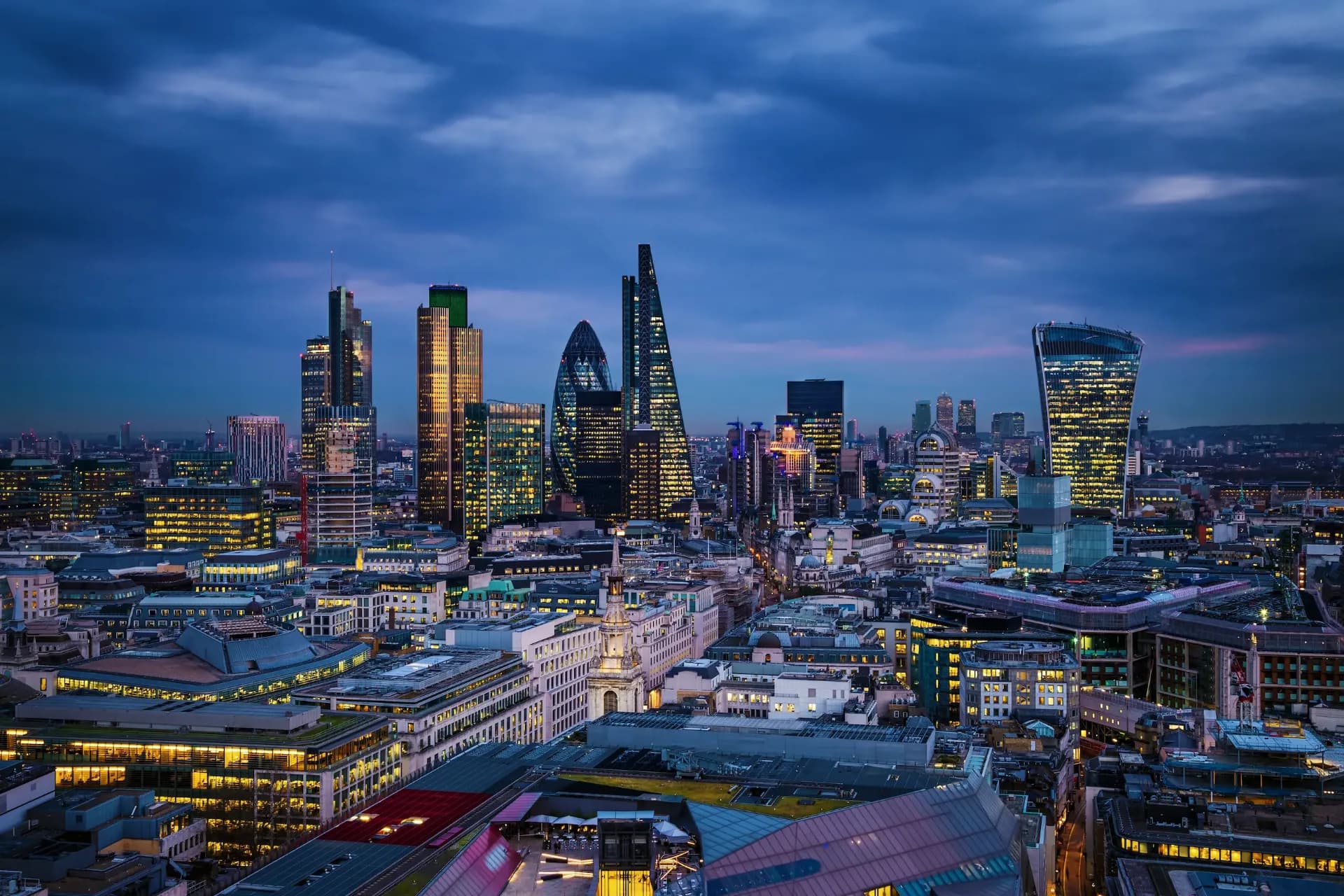 UK franchise locations London skyline showing business district and commercial opportunities